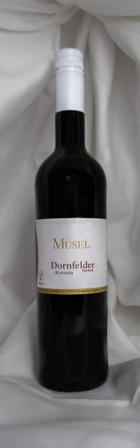 Dornfelder Rotwein lieblich #18a