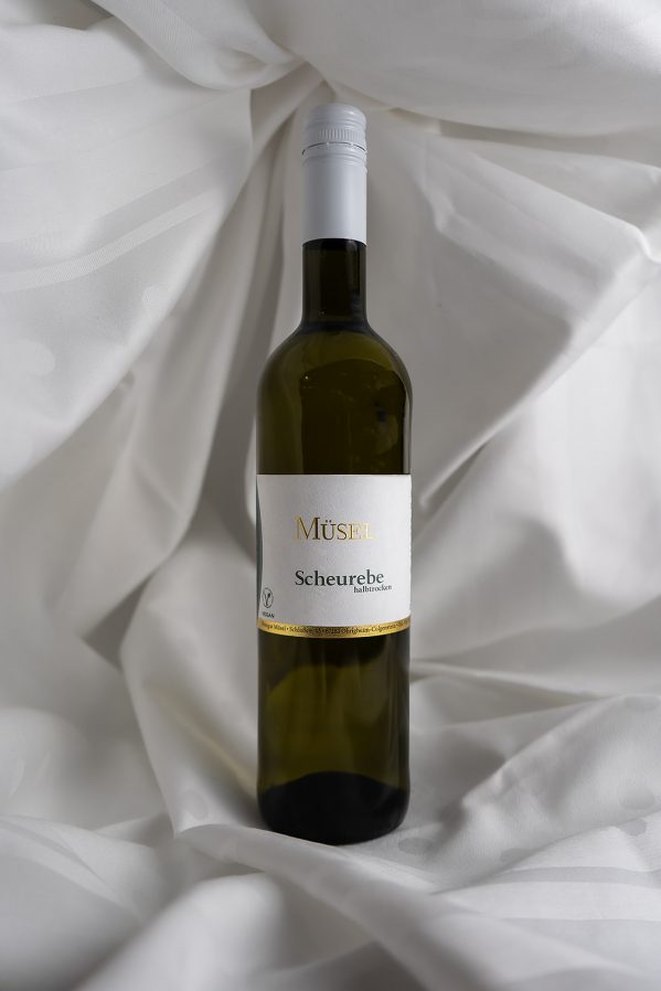 Scheurebe halbtrocken #35